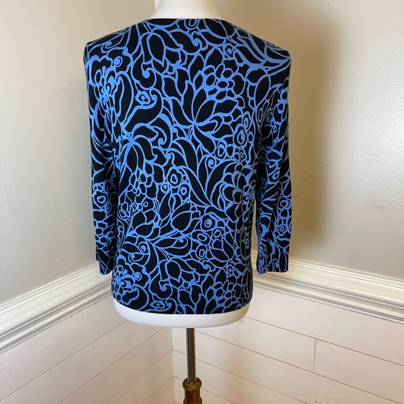 Talbots Blue Floral Print Cardigan M FREE SHIP - Picture 5 of 5